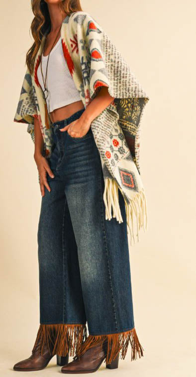 PERFECTLY COMFY AND COZY MULTI-COLOR RUANA KIMONO