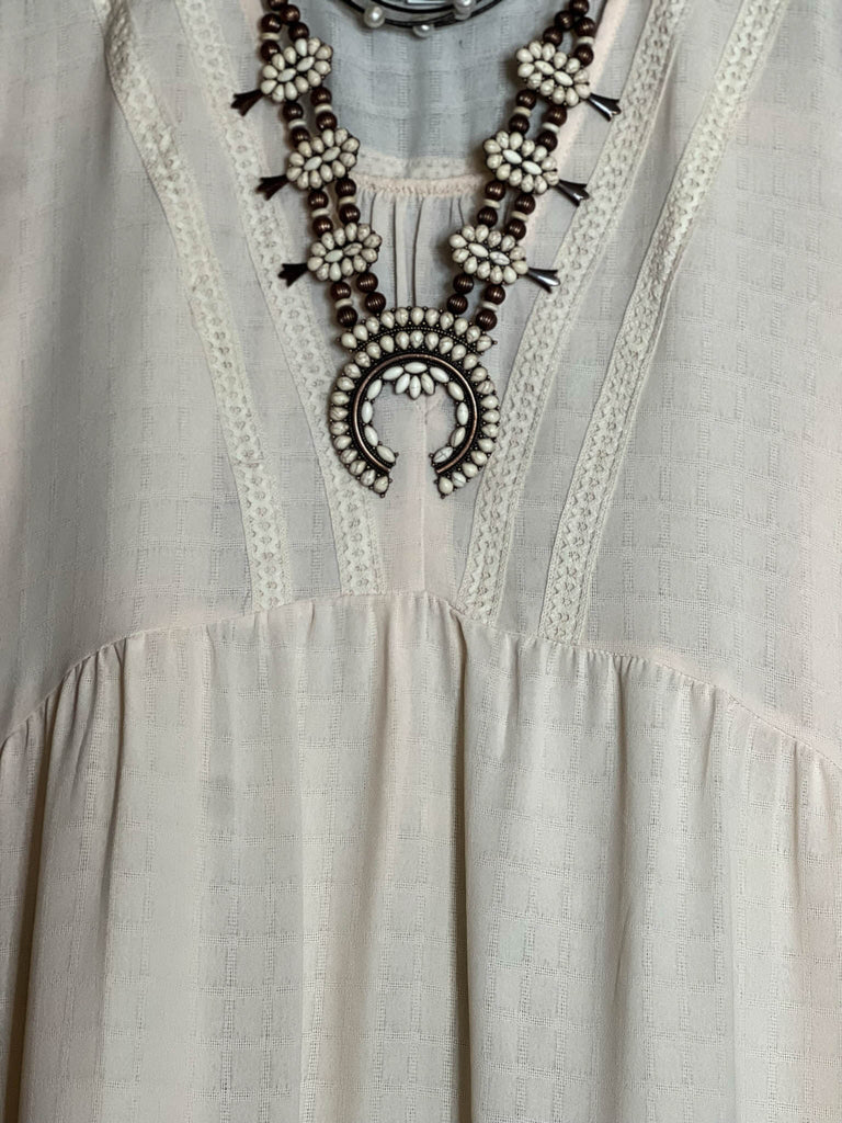 16-18 SIZE - BEIGE LACE TRIM DRESS TUNIC----------SALE