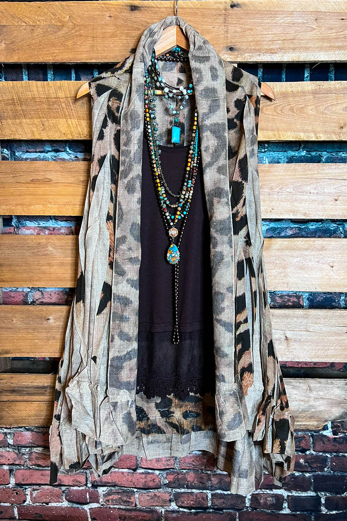 LIVING WILD GYPSY-BOHO OVERSIZED VEST IN LEOPARD