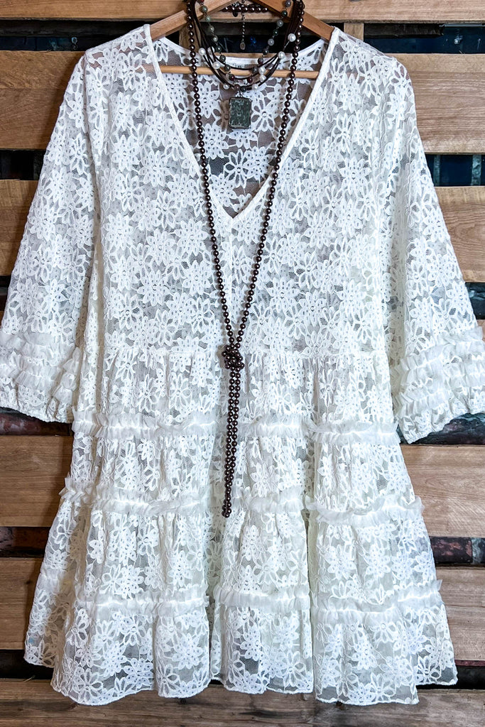 Young At Heart Timeless Pretty Lace 2Pcs Set 3Q Sleeve in White