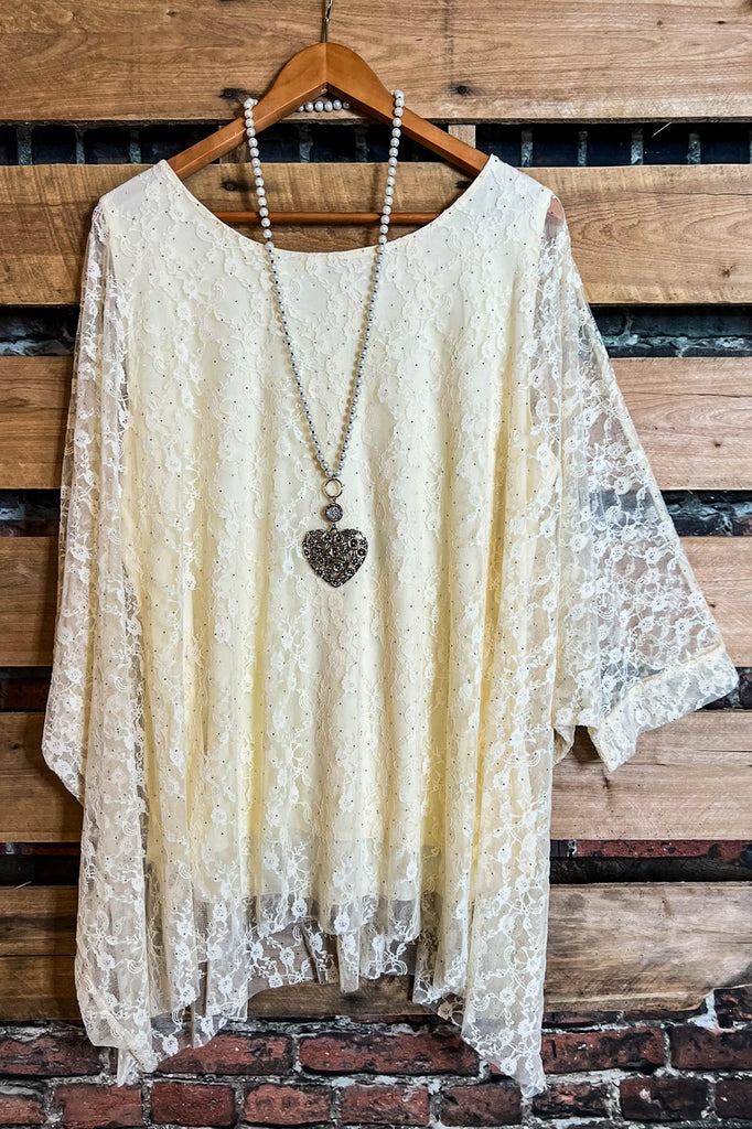 Confident Glamour Tunic Beige Timeless & Fabulous