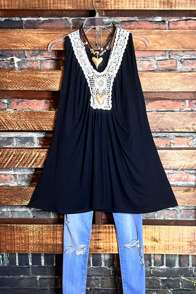 DELIGHTFUL FEELING BLACK CROCHET LACE TOP