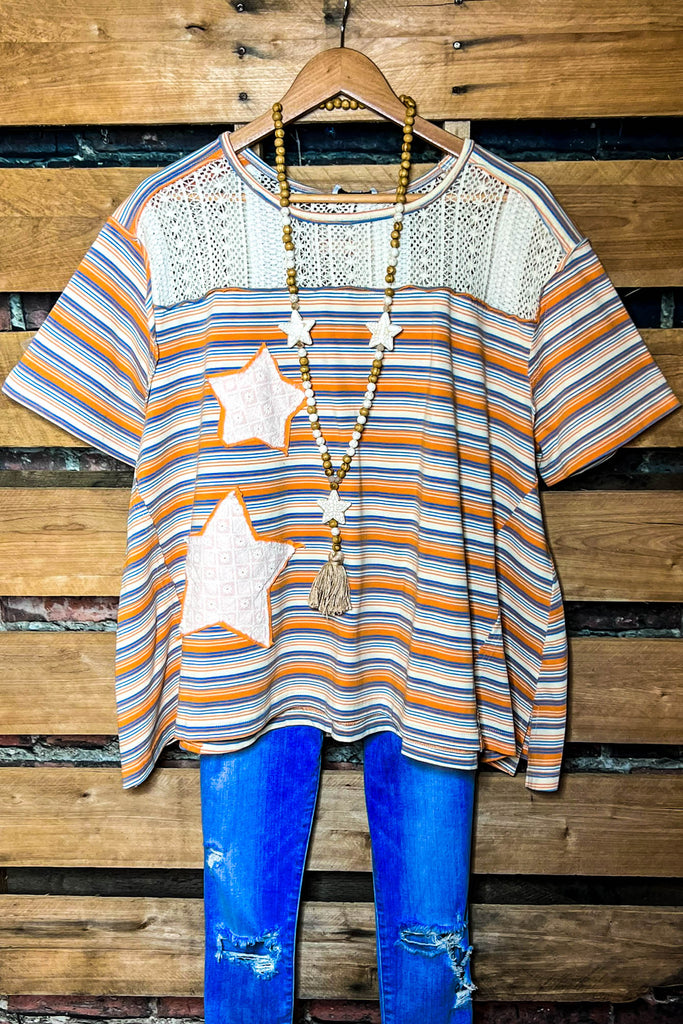 A WONDERFUL SURPRISE STAR PATCH TOP IN BEIGE & YELLOW