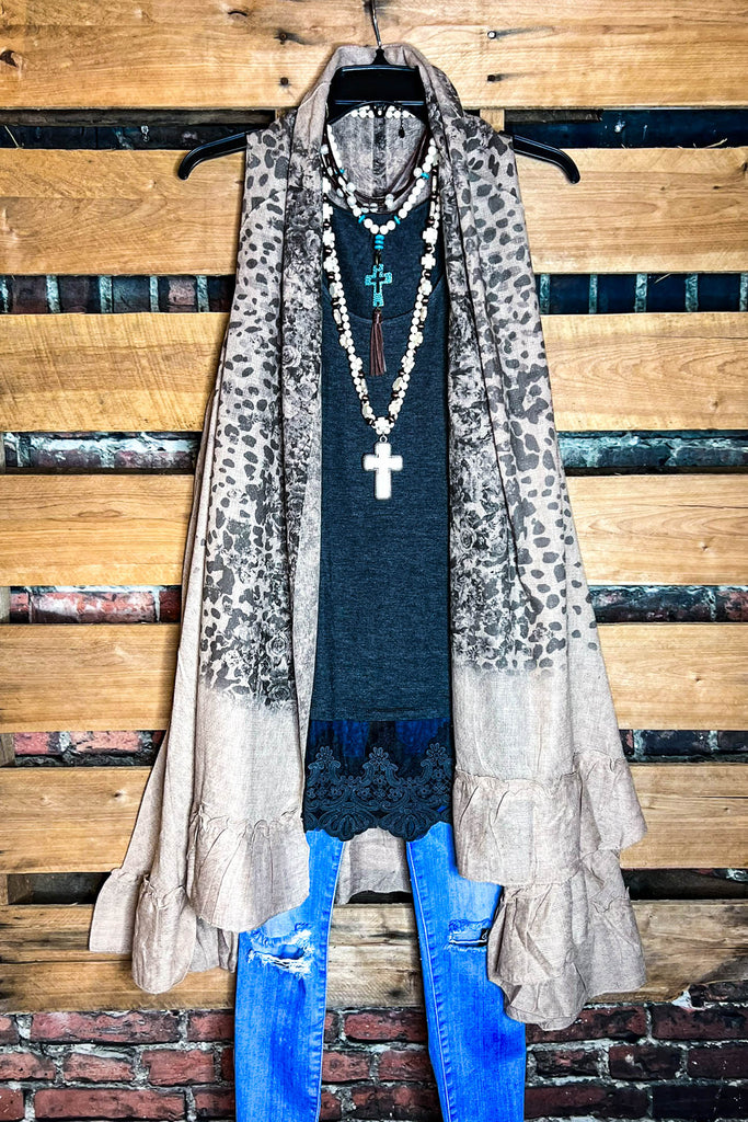CHARM YOUR WAY SHABBY VEST LEOPARD AND LEOPARD PRINT