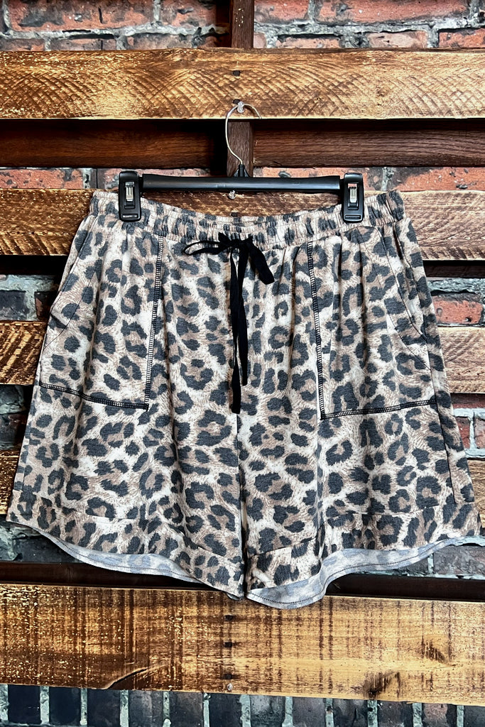 COMFY SOFT LEOPARD PRINT 1X 2X 3X SHORT IN BROWN-------SALE