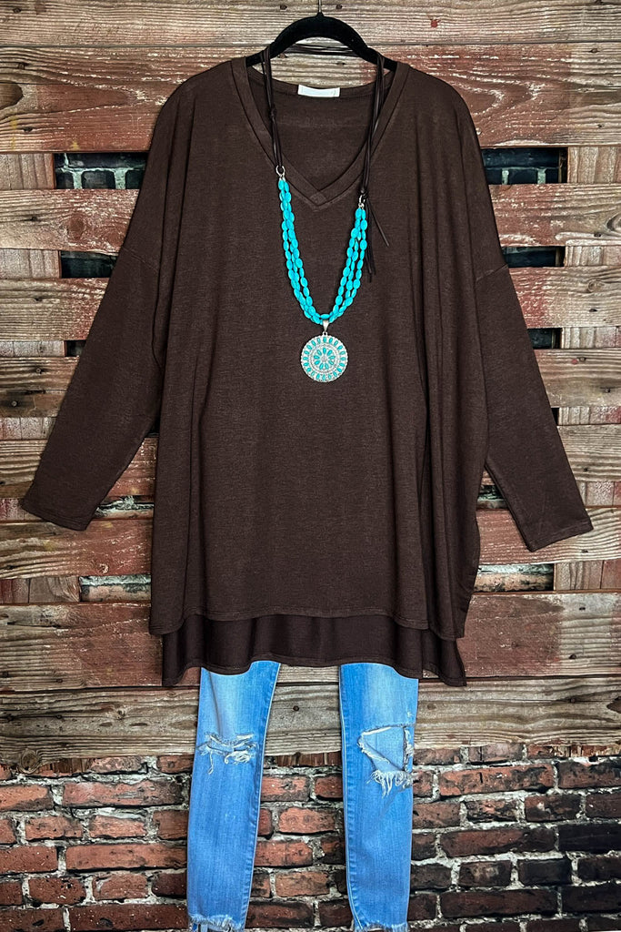 FOREVER PERFECTLY SIMPLE T-TUNIC OVERSIZED IN BROWN ------SALE