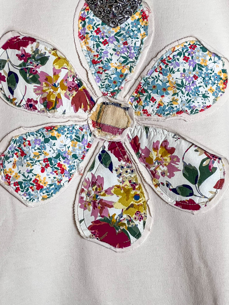 THE ART FOR THE SOUL 100% COTTON COMFY SOFT SWEATSHIRT IN BEIGE OATMEAL