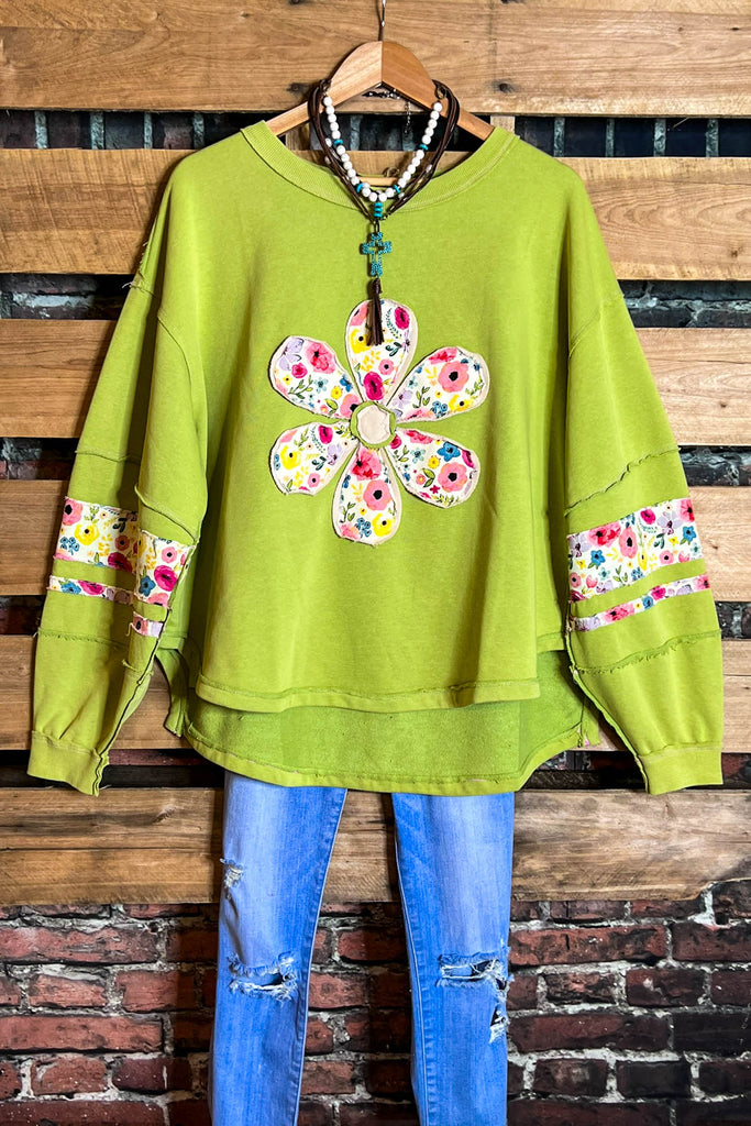 LET LOVE BLOSSOM BOHO COMFY SOFT SWEATSHIRT IN GREEN