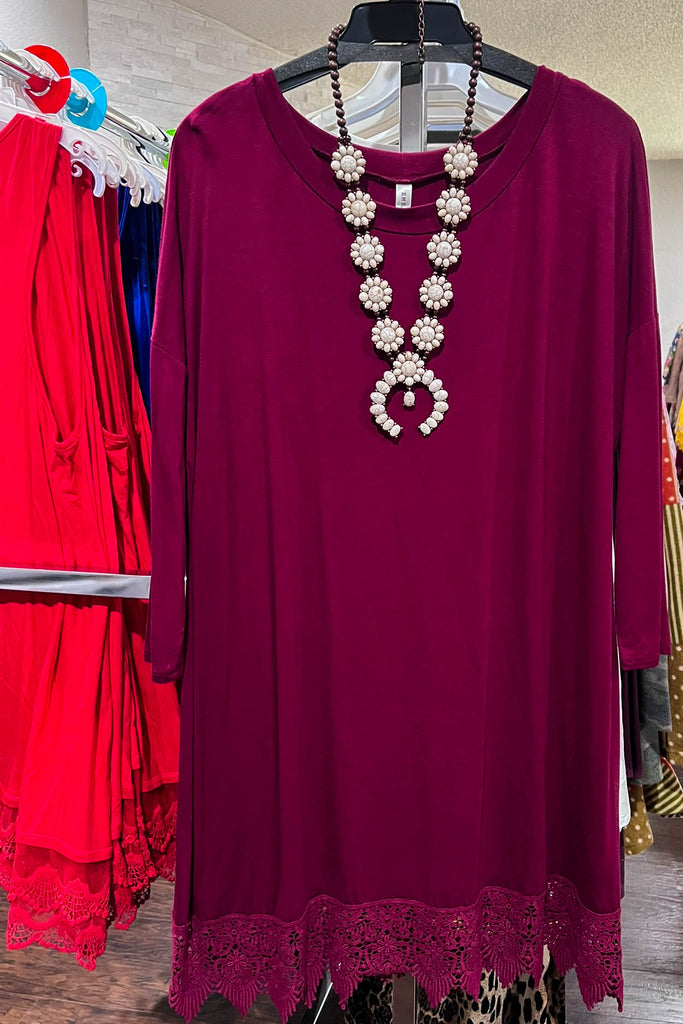 LACE PRETTY T-SHIRT TUNIC IN BURGUNDY-------SALE