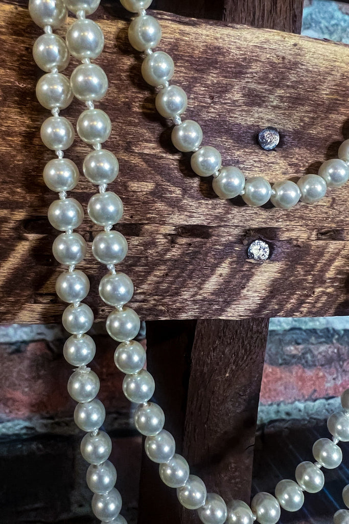CLASSIC STYLE LONG PEARL BEAD NECKLACE IN IVORY