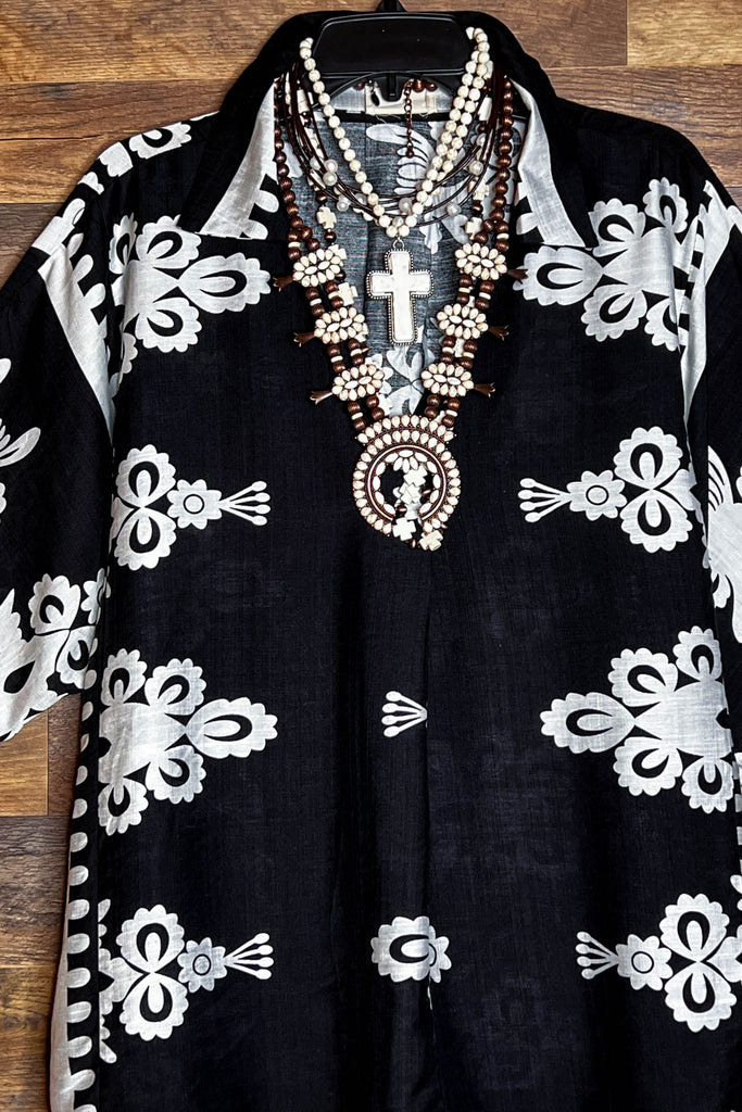 16-24 Size - Pretty in Paradise Black and White Tunic--------Sale