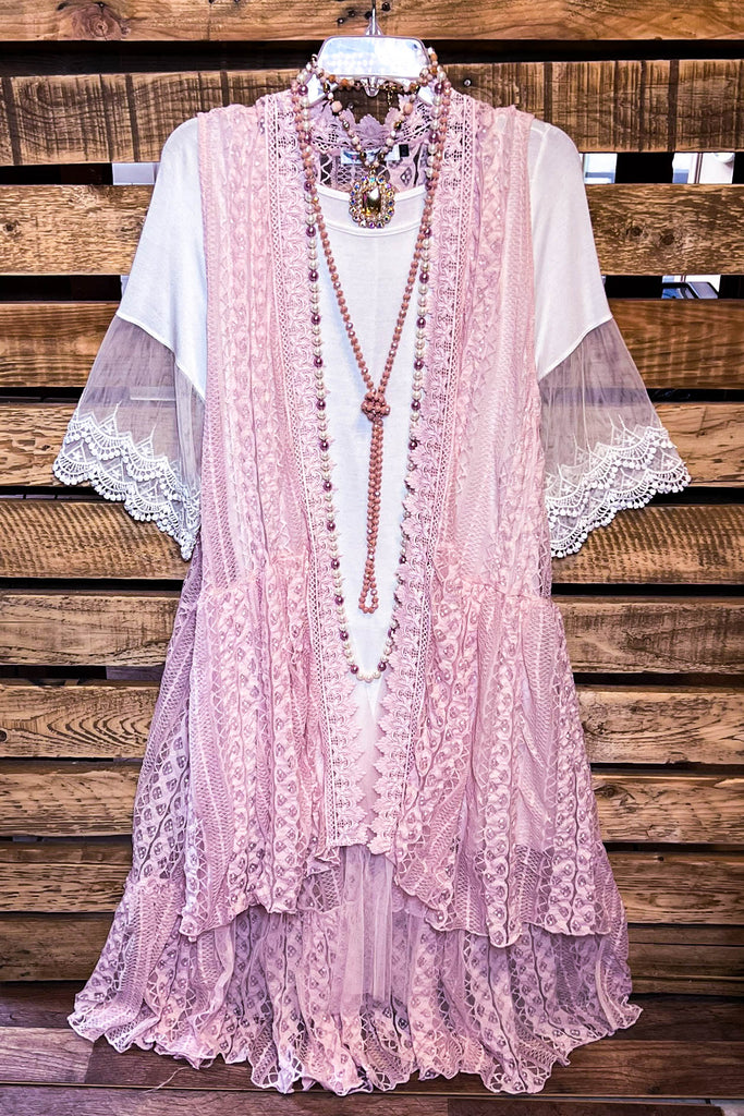 DARLING GRACEFUL WAYS TIMELESS LIGHT PINK LACE VEST