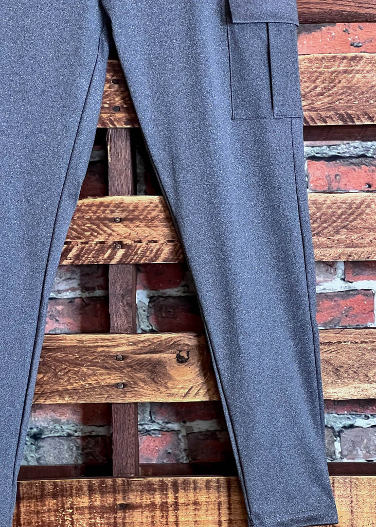 SPORTS LEGGINGS CARGO POCKET IN GRAY ------------- SALE