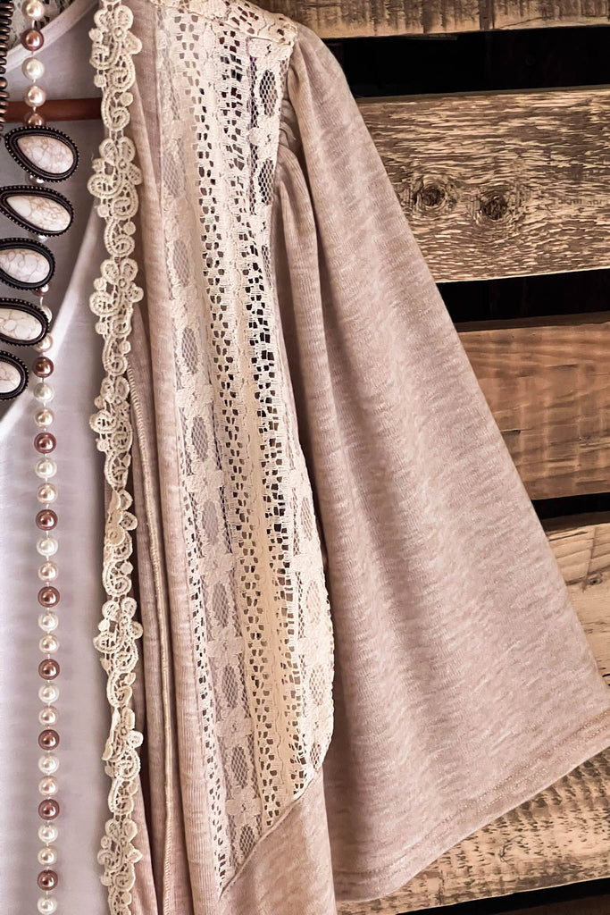 GRACEFUL DARLING VINTAGE INSPIRED LACE CARDIGAN IN BEIGE