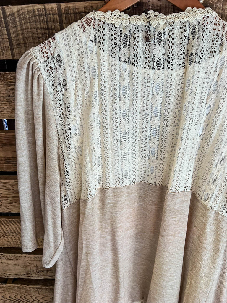 GRACEFUL DARLING VINTAGE INSPIRED LACE CARDIGAN IN BEIGE