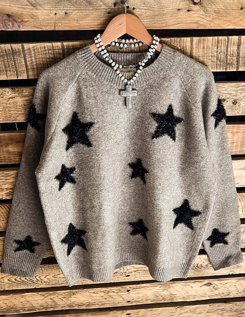 THE BRIGHTER STARS PATCH PULLOVER SWEATER IN MOCHA