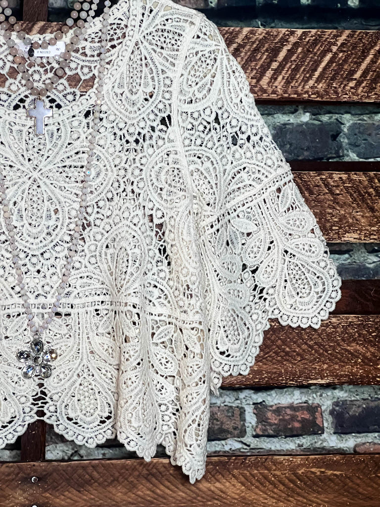 BY THE LIGHT OF THE MOON ROMANCE CROCHET TOP BEIGE