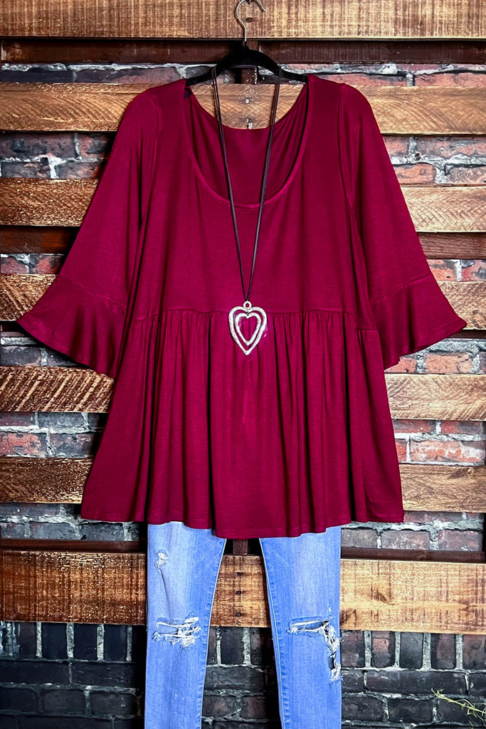 JUST RELAX CASUAL COMFY BABYDOLL TOP IN BURGUNDY