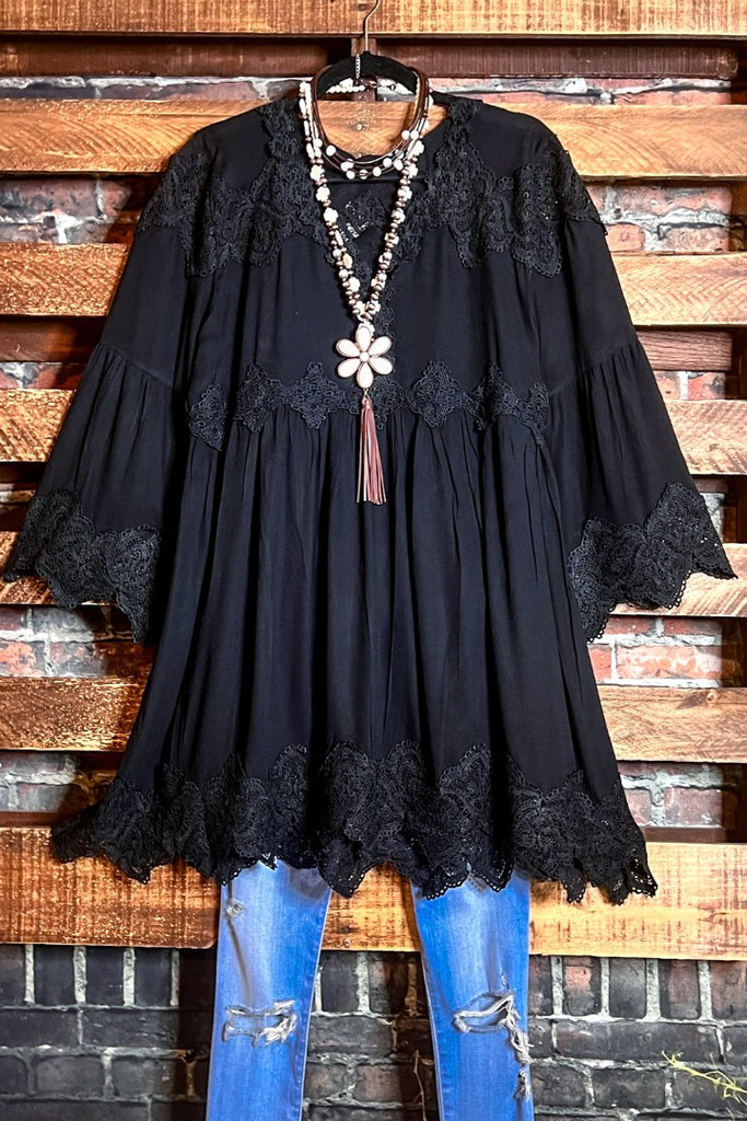 Like a Love Song Vintage-Inspired Tunic Black