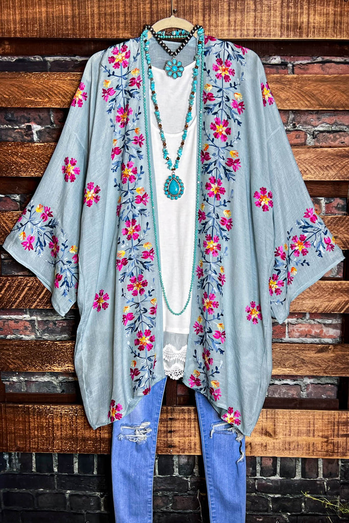IT'S LOVE AT FIRST SIGHT SAGE FLORAL EMBROIDERED KIMONO