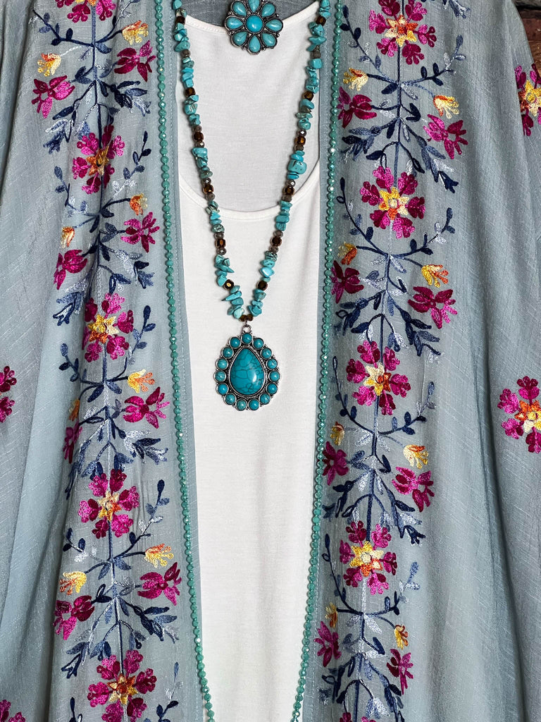 IT'S LOVE AT FIRST SIGHT SAGE FLORAL EMBROIDERED KIMONO