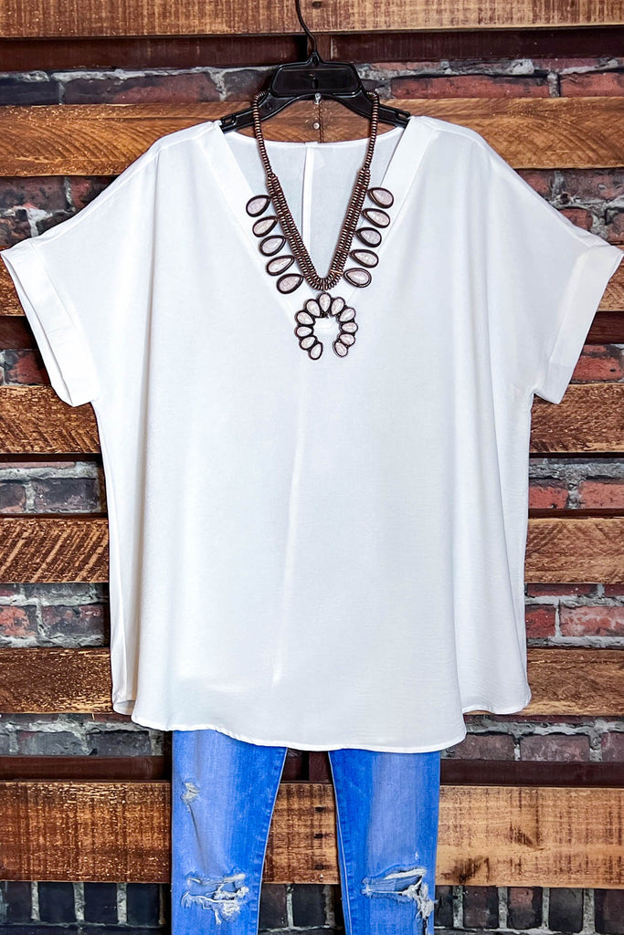 SIMPLY PERFECT EVERYDAY WHITE TOP