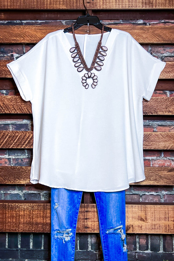 SIMPLY PERFECT EVERYDAY WHITE TOP