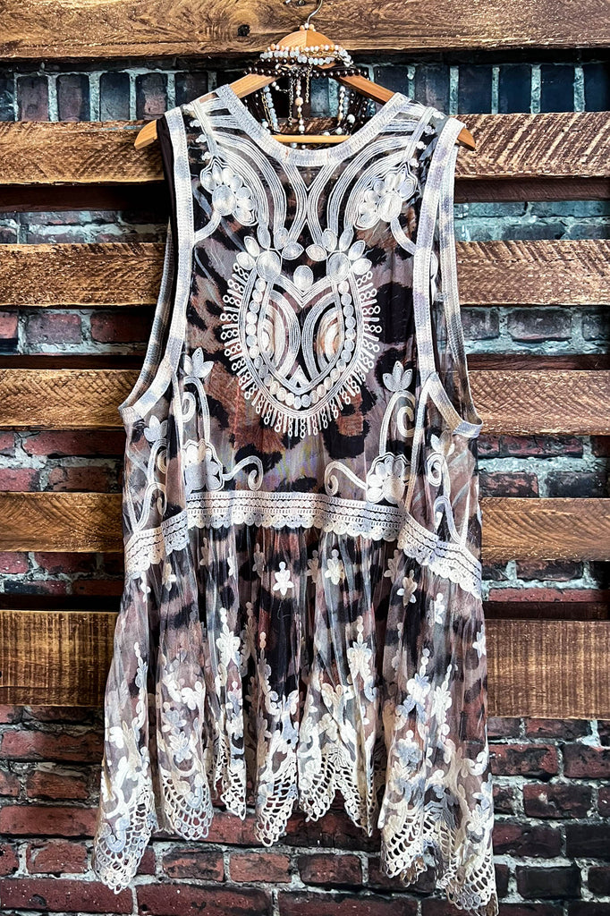 CHARM TO GO IN STYLE FAB LACE LEOPARD PRINT VEST IN BEIGE & BROWN