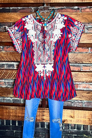 A WONDERFUL SURPRISE FLORAL LAYERING TUNIC IN MULTI-COLOR