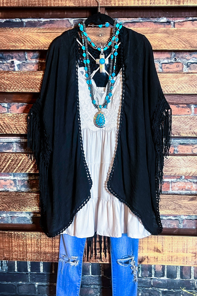 LIVING FREE BOHO CROCHET FRINGE BLACK KIMONO