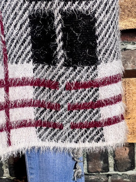 SWEATER CARDIGAN S-3X IN BLACK & WHITE --------SALE