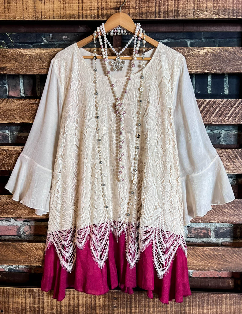 ABSOLUTELY UNFORGETTABLE FAB LACE TUNIC IN BEIGE & CRIMSON