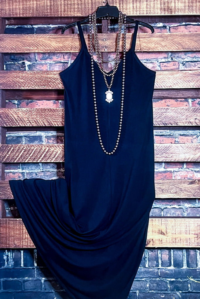 BLACK COMFY MAXI DRESS
