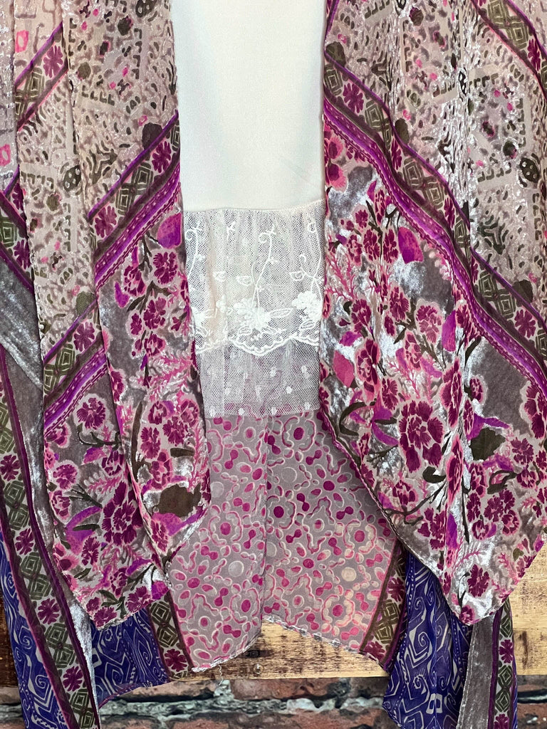 SWEET NOSTALGIA VELVET PINK PURPLE AND MULTI-COLOR KIMONO