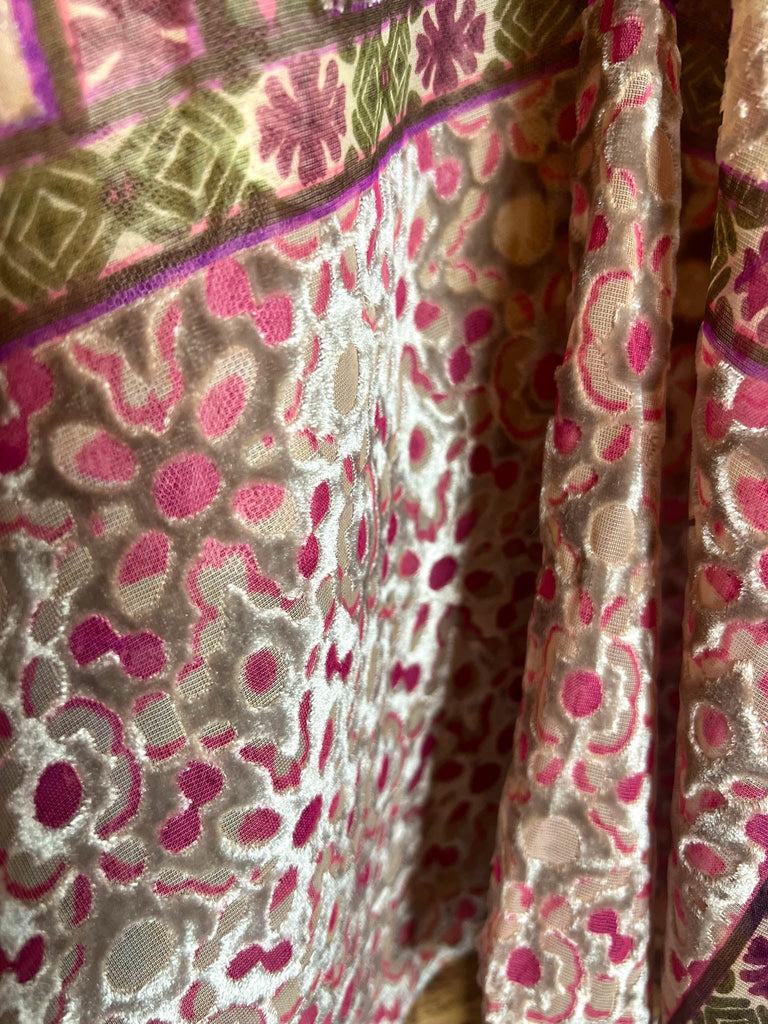 SWEET NOSTALGIA VELVET PINK PURPLE AND MULTI-COLOR KIMONO