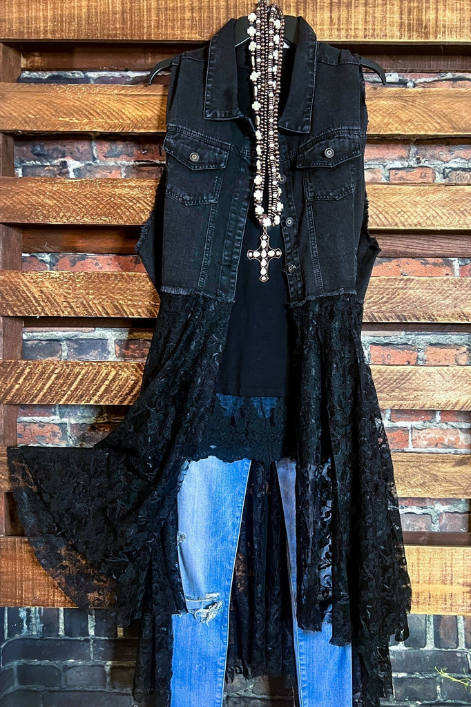 NEVER OUT OF STYLE BOHO DENIM & LACE VEST IN BLACK