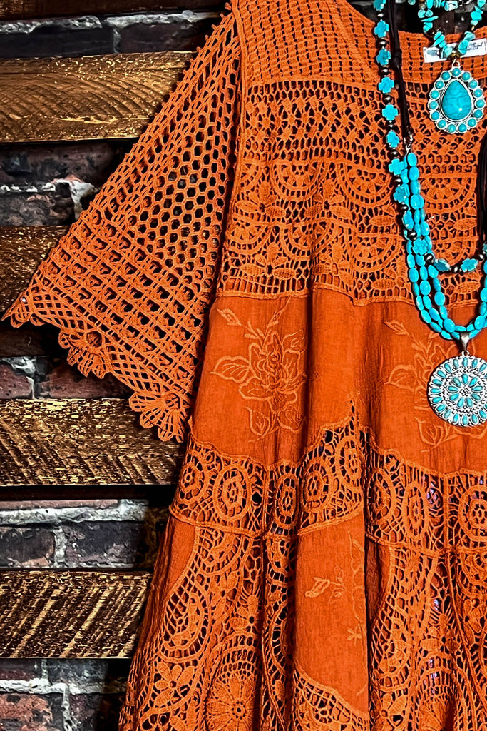 A FAIRYTALE PRETTY 100% COTTON CROCHET LACE TUNIC IN RUST