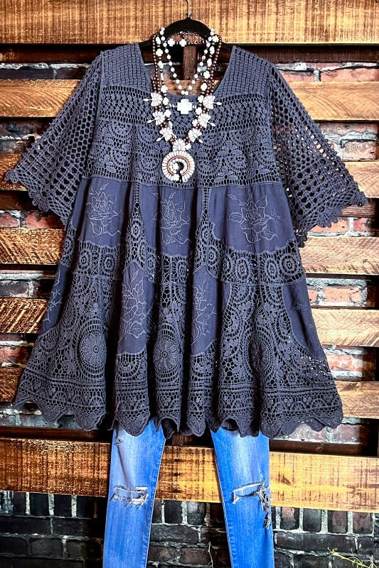 A FAIRYTALE PRETTY UNIQUE 100% COTTON CROCHET LACE TUNIC IN CHARCOAL