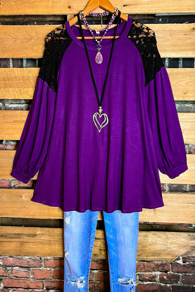 CREATIVE DREAMER LACE BLOUSE LONG SLEEVE IN PURPLE