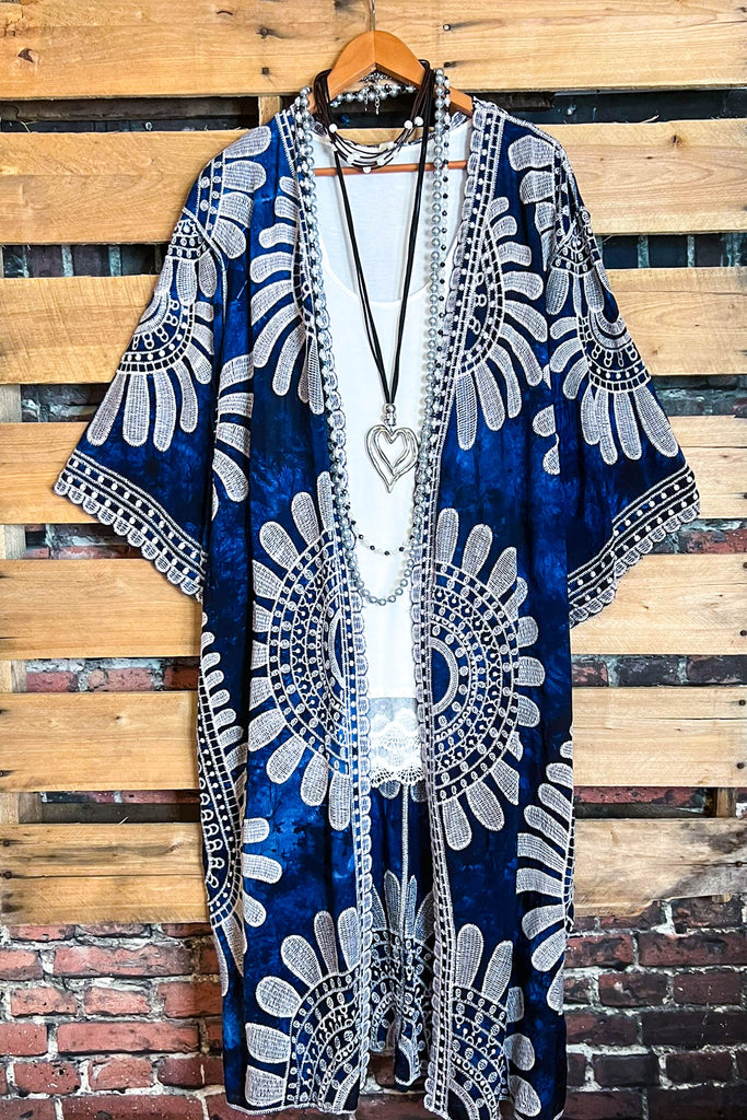BOHO VACATION ESCAPE NAVY BLUE TIE DYE EMBROIDERED KIMONO