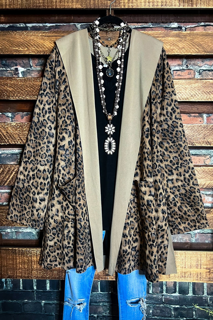PLUS SIZE LEOPARD JACKET HOODIE PATCHED POCKETS---------SALE