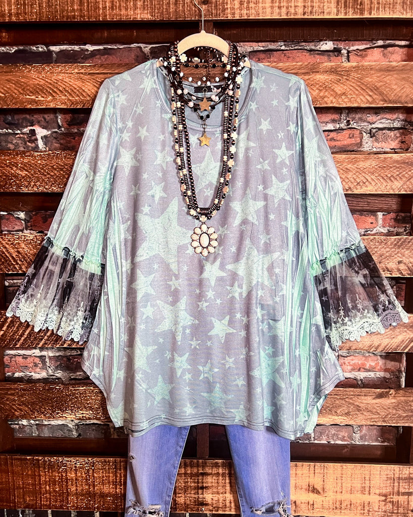 A SKY FULL OF STARS LACE SLEEVE TUNIC IN MINT