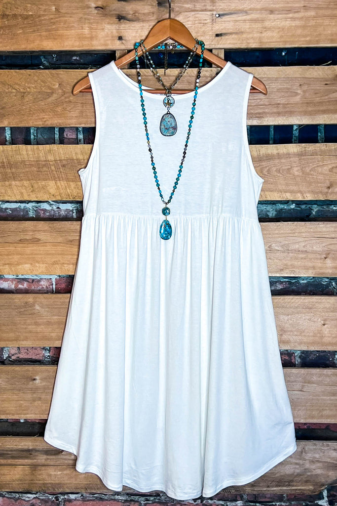 WEEKEND GETAWAY CASUAL DRESS IN IVORY
