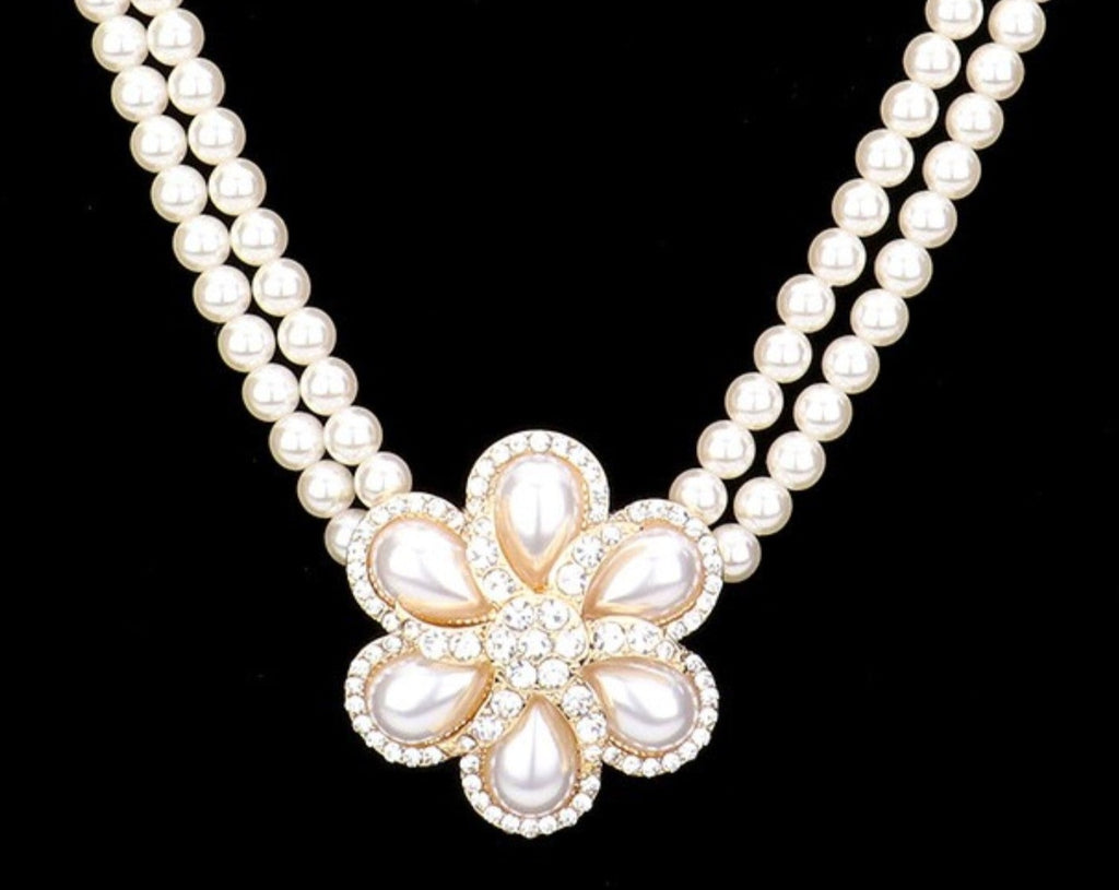 Classic Pearl Fleur Set Necklace