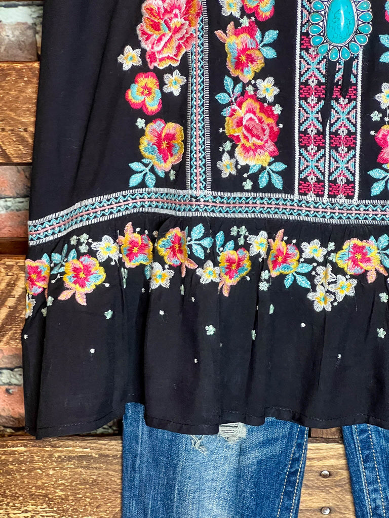 16-20 SIZE - EMBROIDERED BLOUSE IN BLACK---------SALE