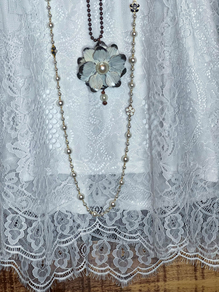 LACE BLOUSE IN IVORY --------- SALE