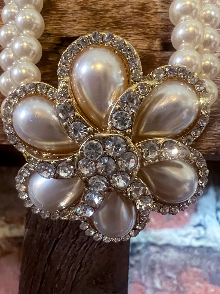 Classic Pearl Fleur Set Necklace