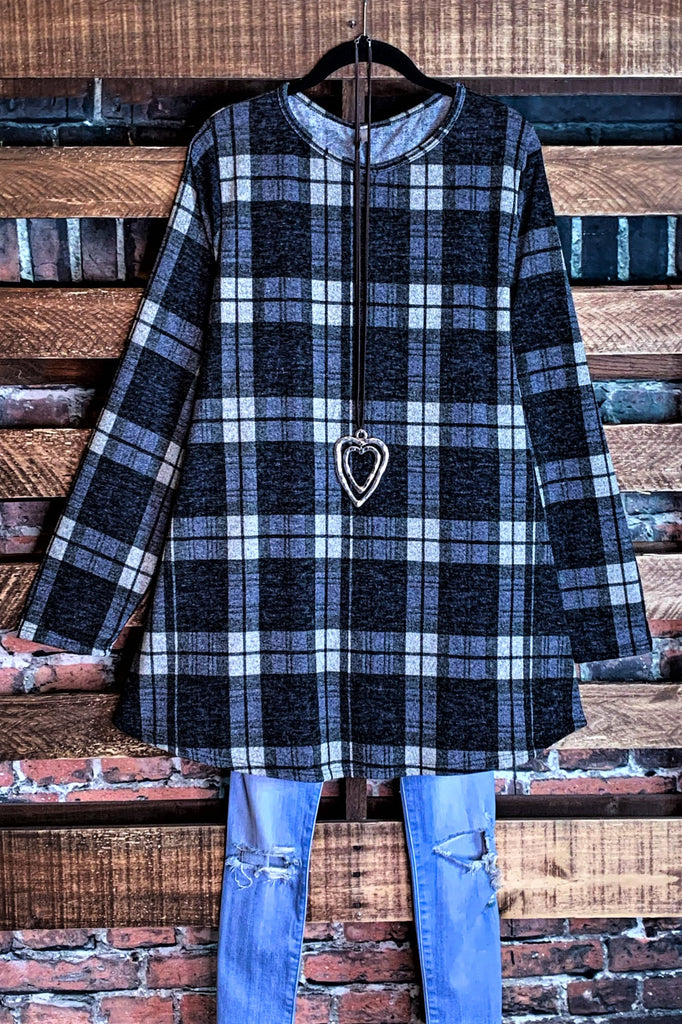 22-26 PLAID HACCI SWEATER TUNIC IN BLACK & MIX-------SALE