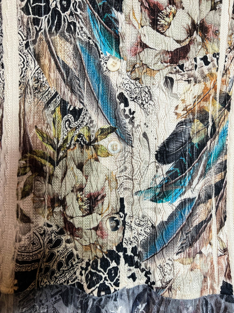 WONDER PARADISE LACE JACKET IN FLORAL & FEATHER PRINT