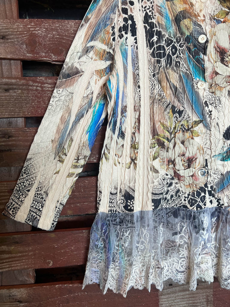 WONDER PARADISE LACE JACKET IN FLORAL & FEATHER PRINT